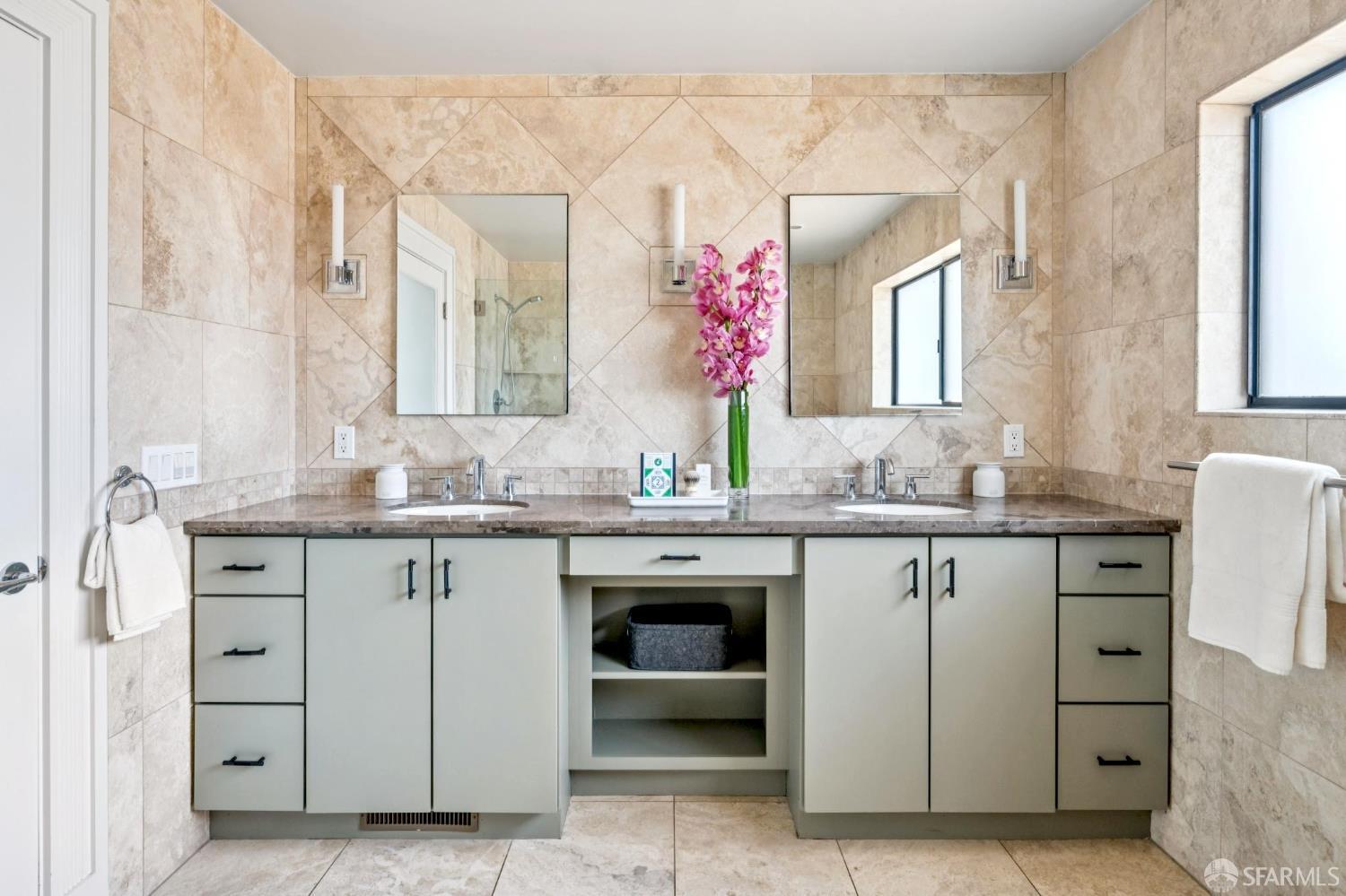 647 Grand View Avenue # 4