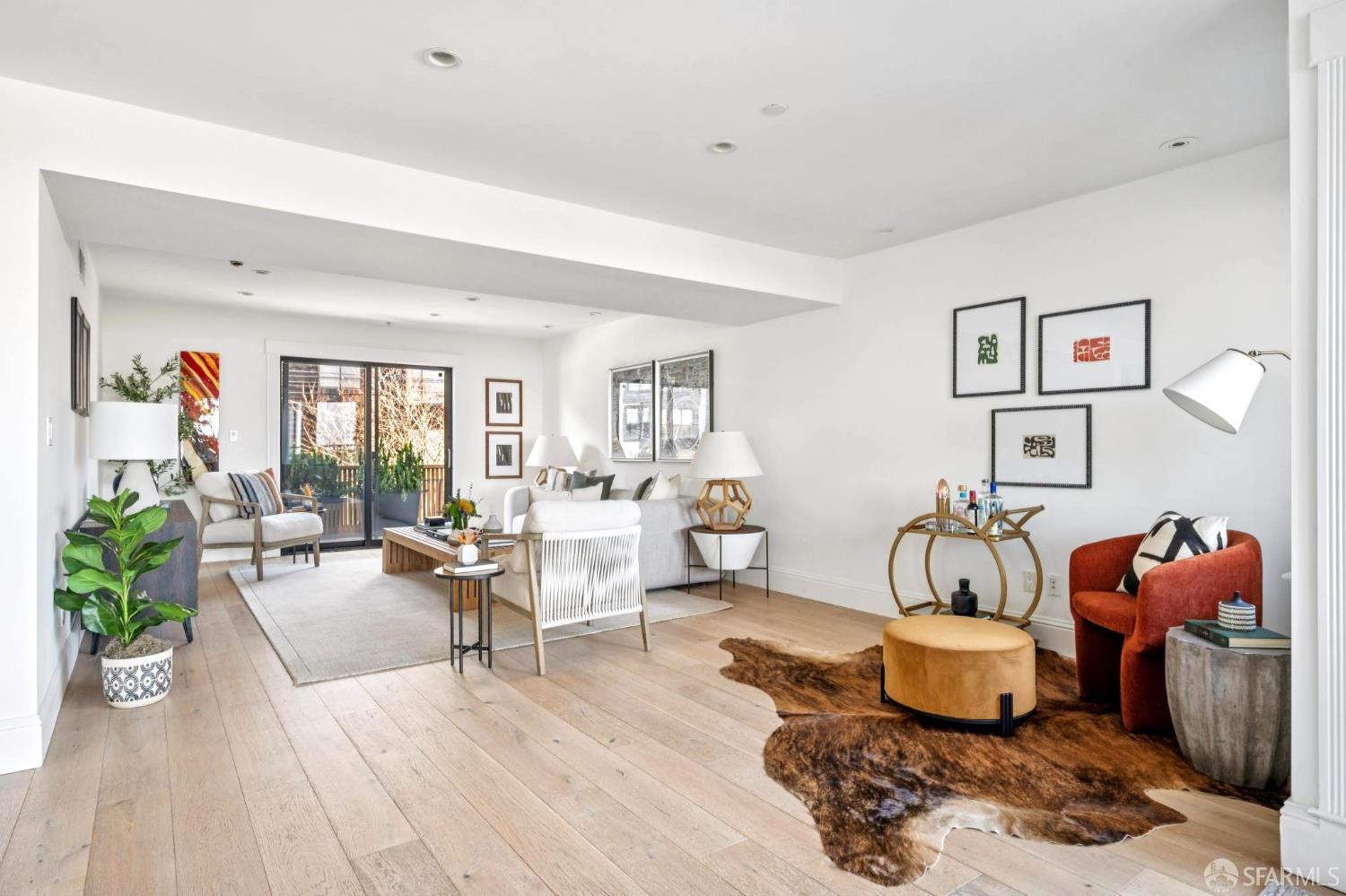 647 Grand View Avenue # 4