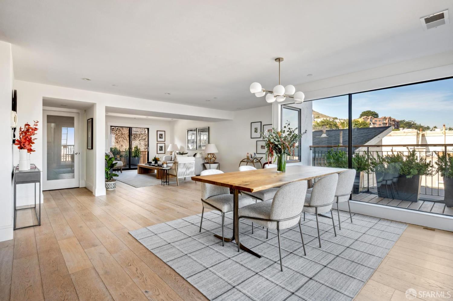 647 Grand View Avenue # 4