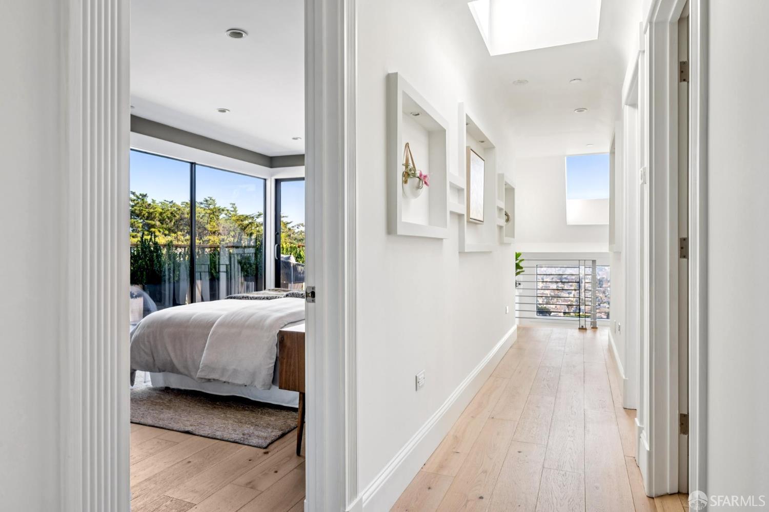 647 Grand View Avenue # 4