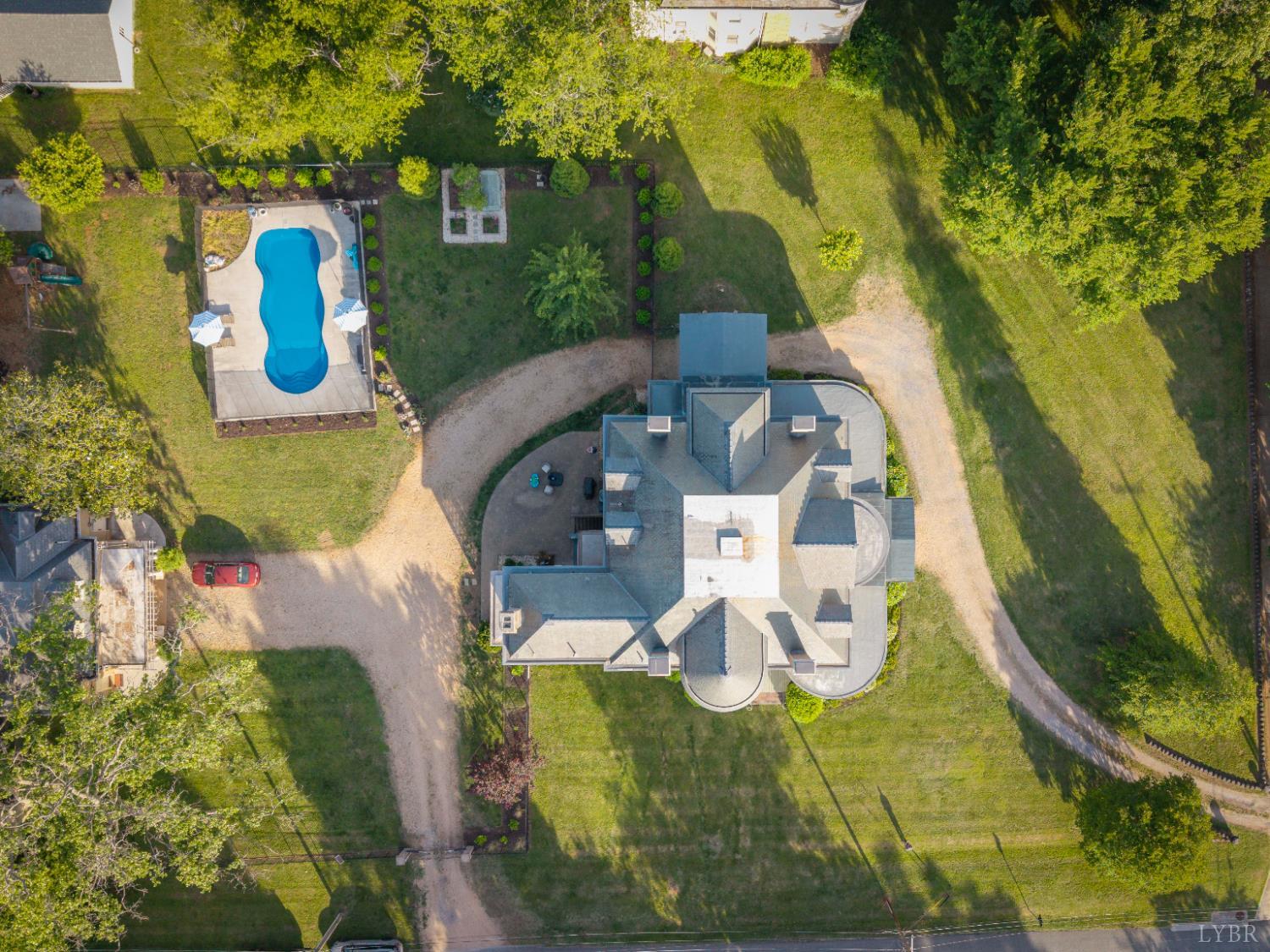 2024 Rivermont Ave