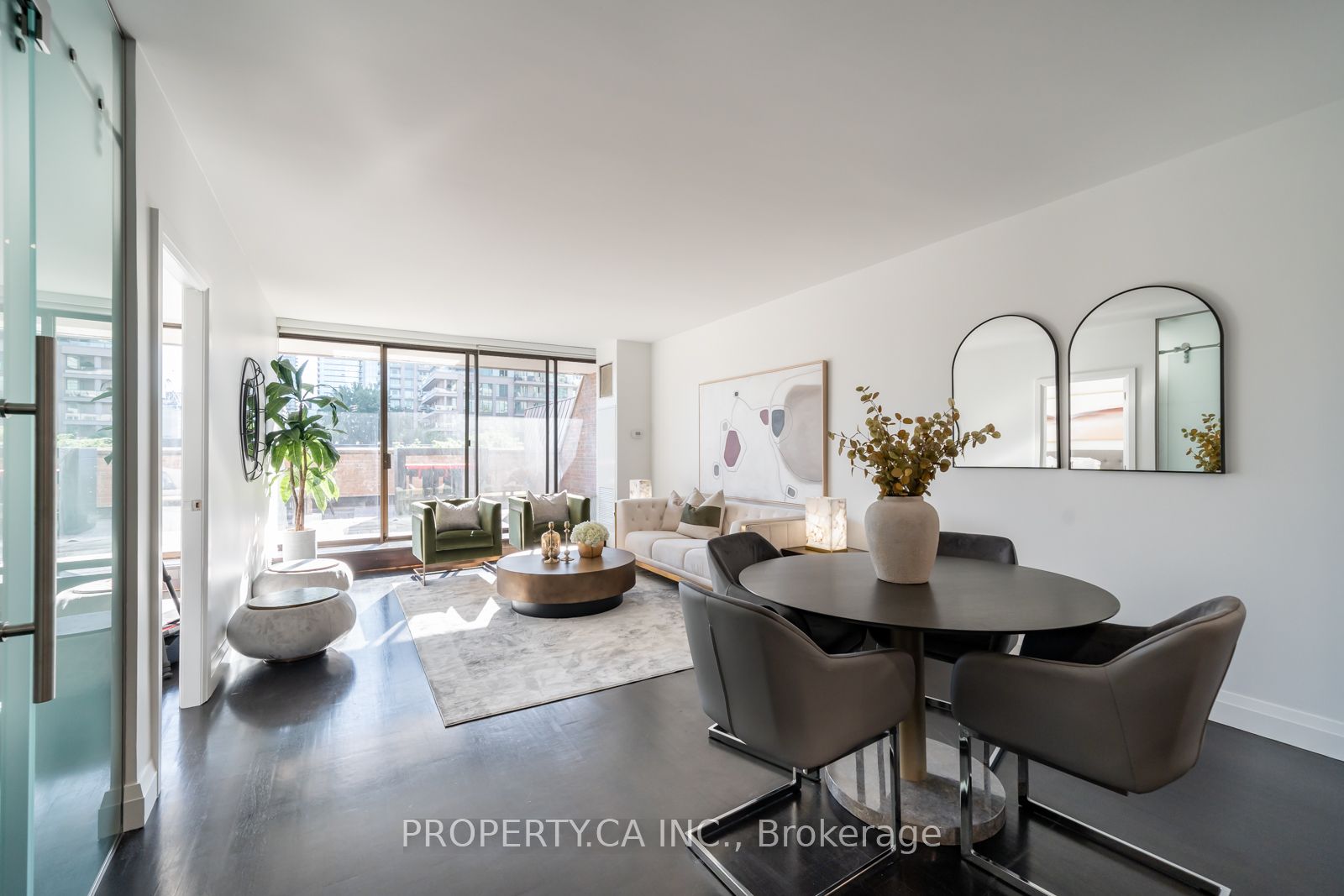 18A Hazelton Ave Unit: 304