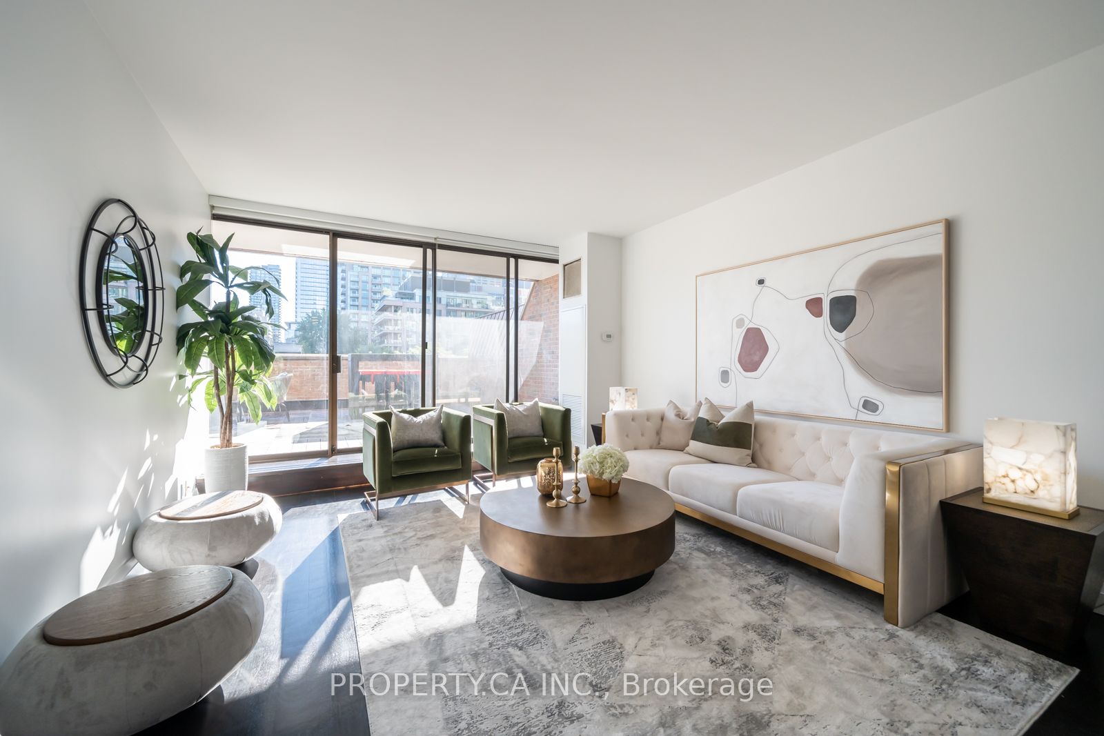 18A Hazelton Ave Unit: 304