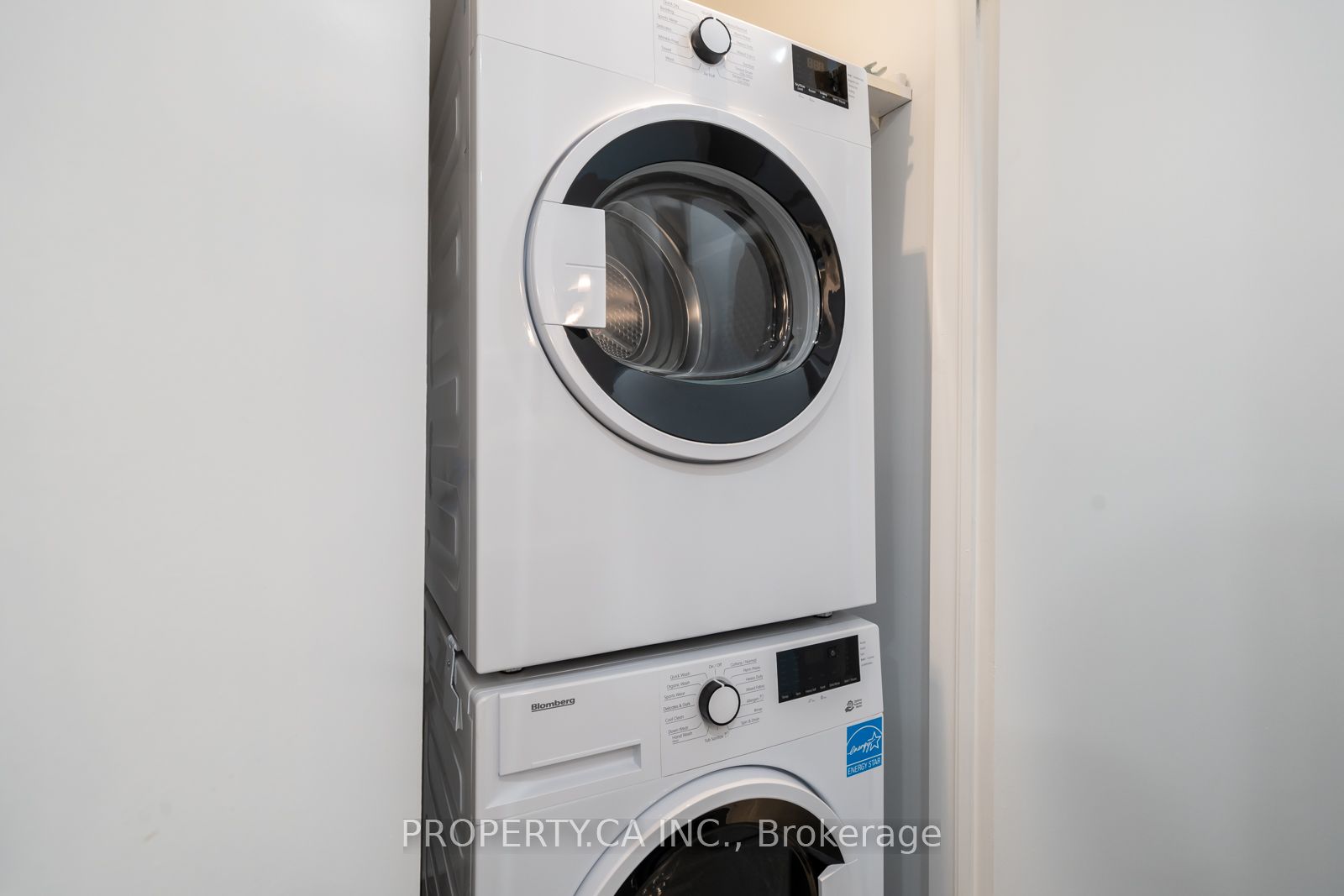 18A Hazelton Ave Unit: 304