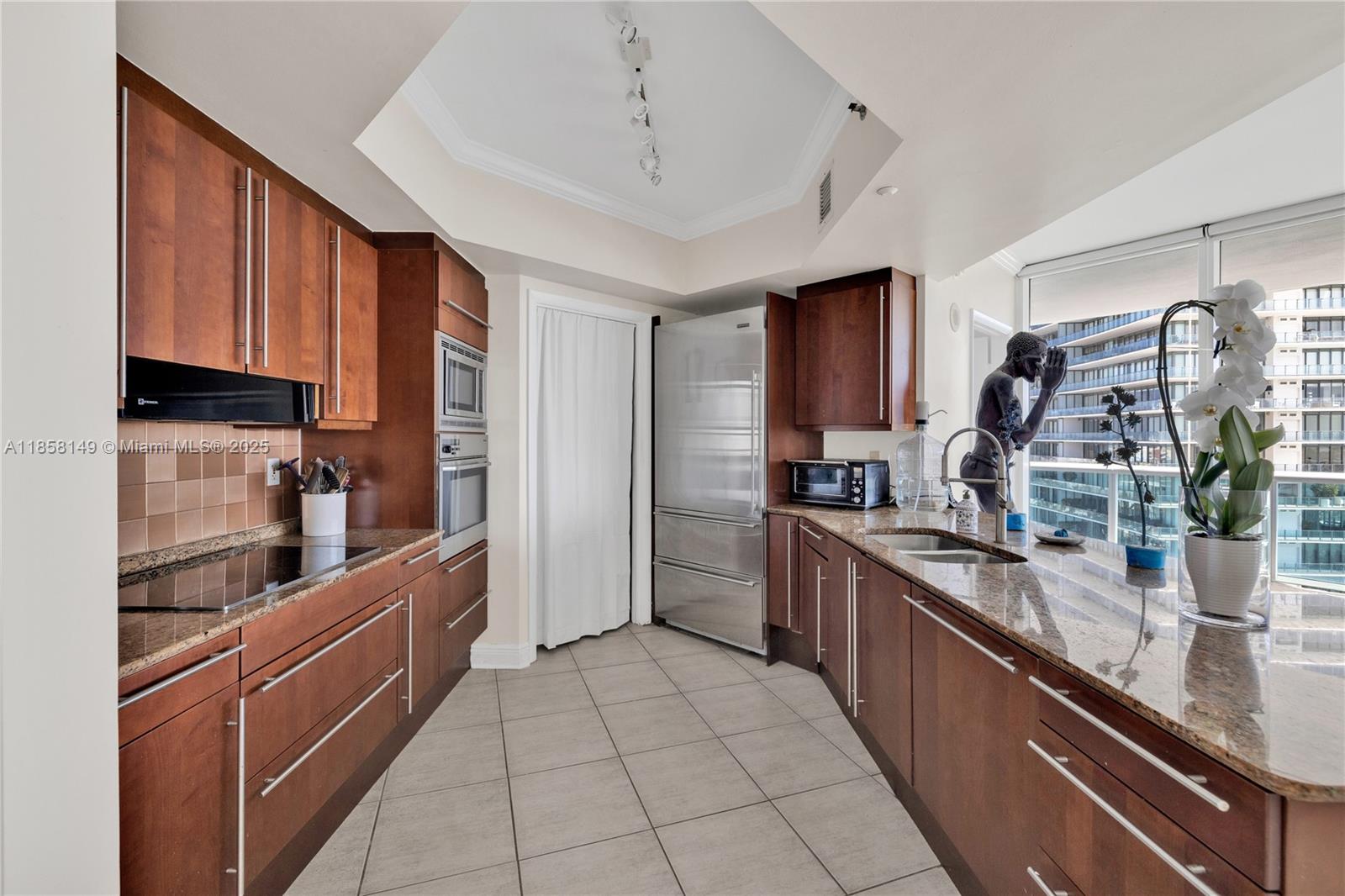 1000 S Pointe Dr # 1505