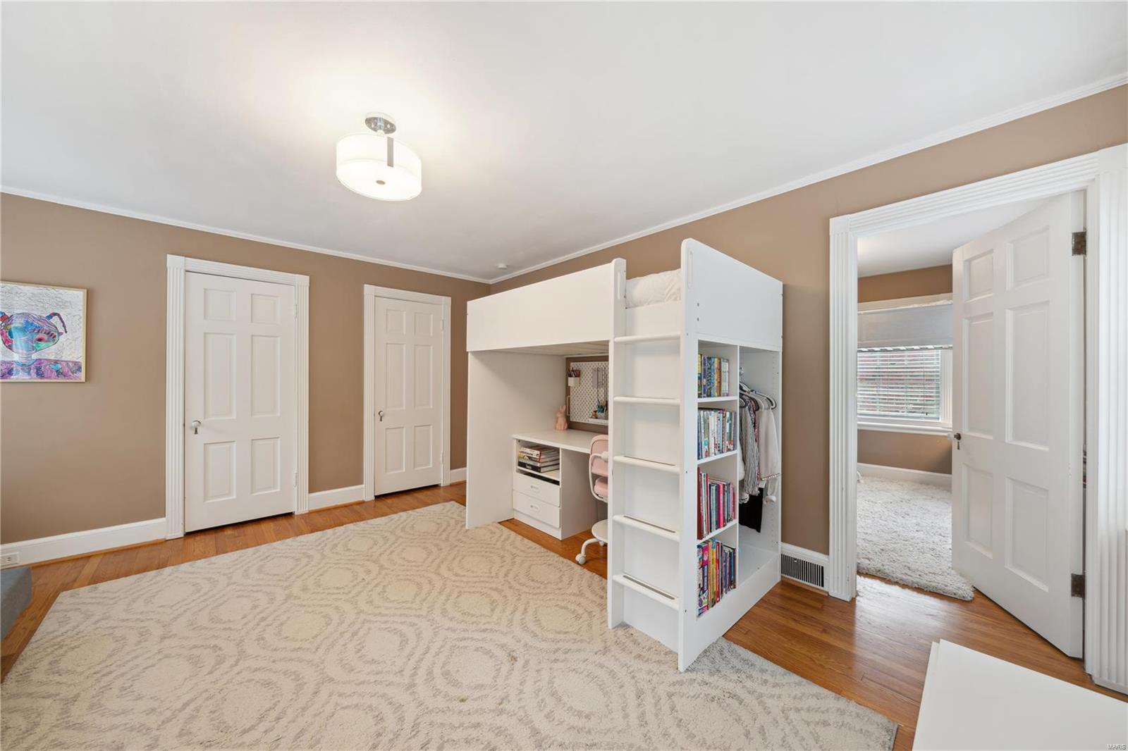 7040 Northmoor Drive