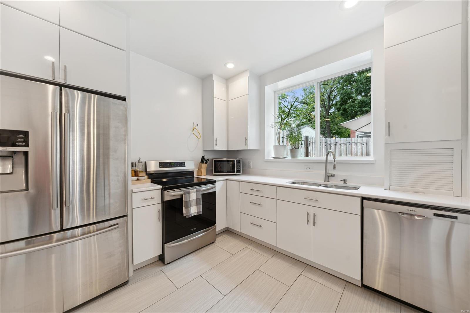 7040 Northmoor Drive