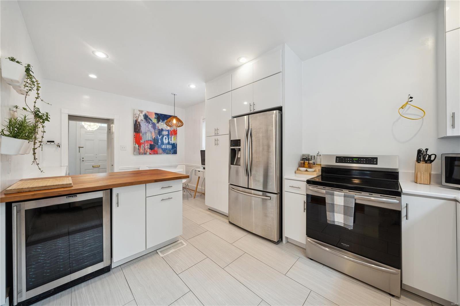 7040 Northmoor Drive