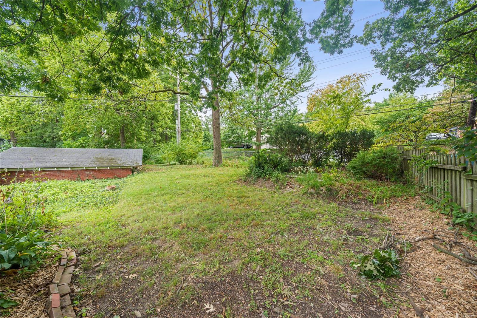 7040 Northmoor Drive