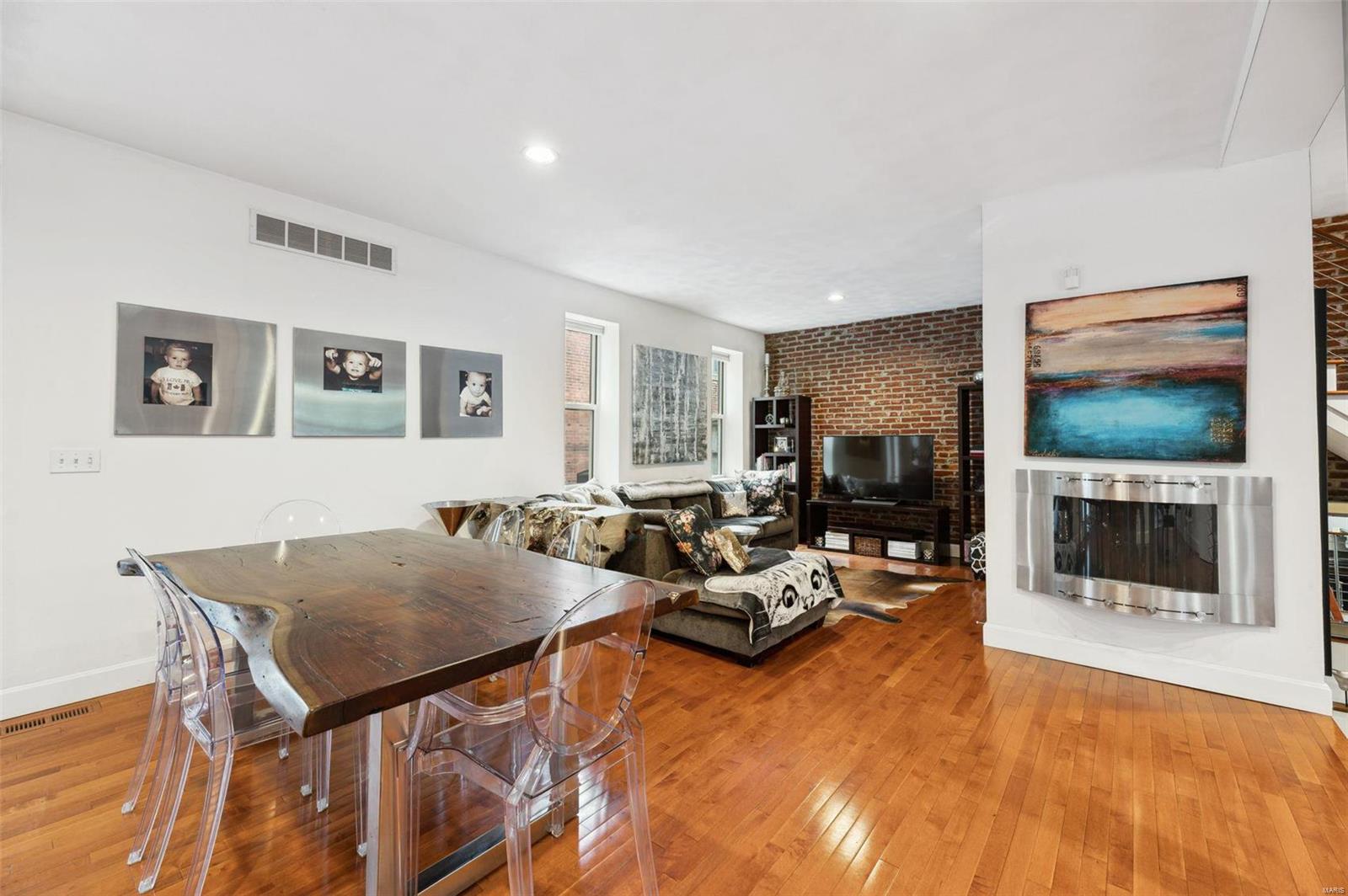 1920 Longfellow Boulevard