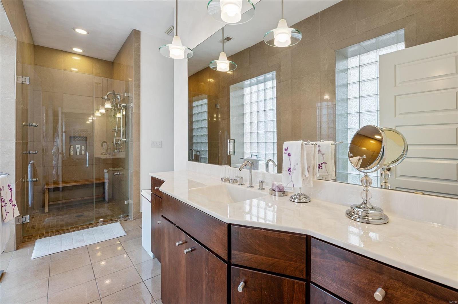 1920 Longfellow Boulevard