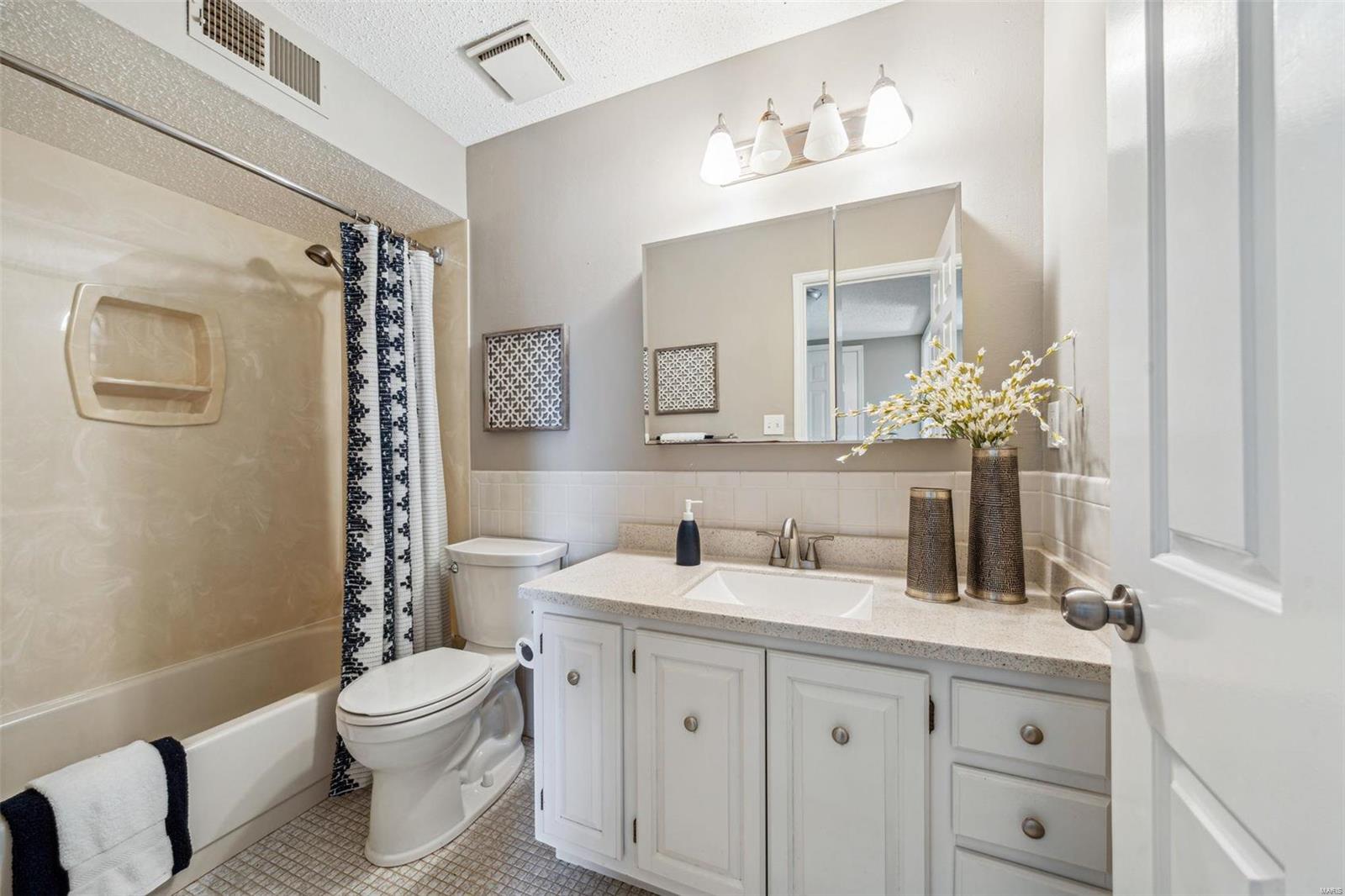 14237 Reelfoot Lake Drive