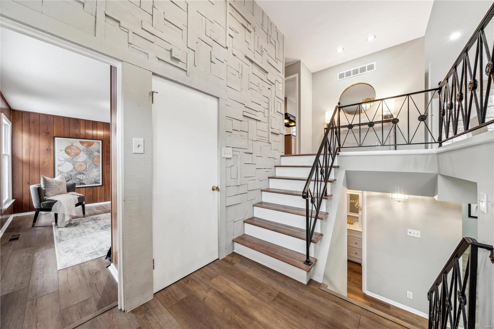 9474 Bonhomme Woods Drive