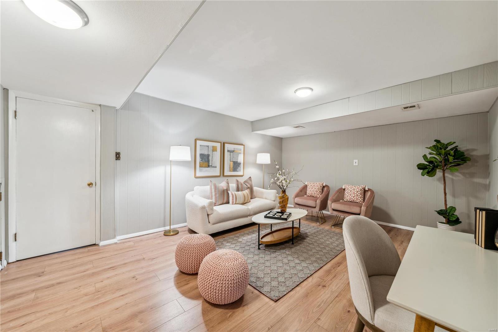 9474 Bonhomme Woods Drive