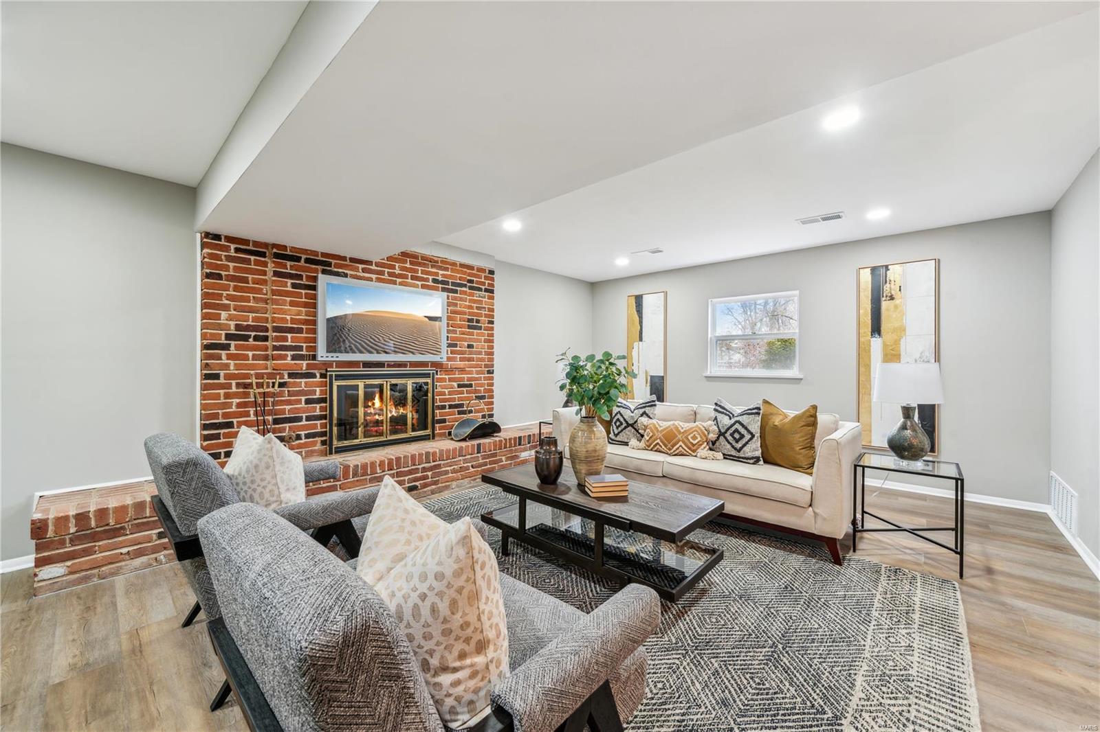 9474 Bonhomme Woods Drive