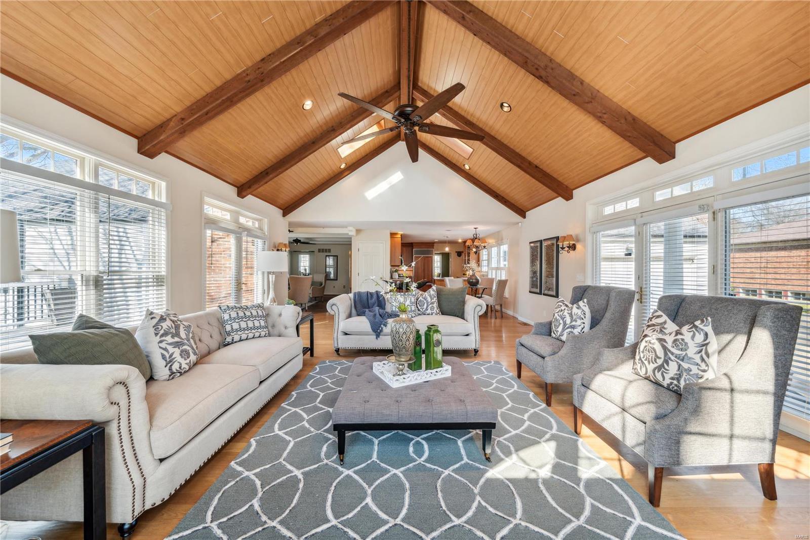 814 Kings Cliff Road