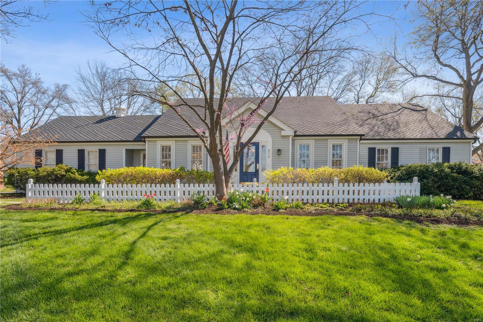 814 Kings Cliff Road