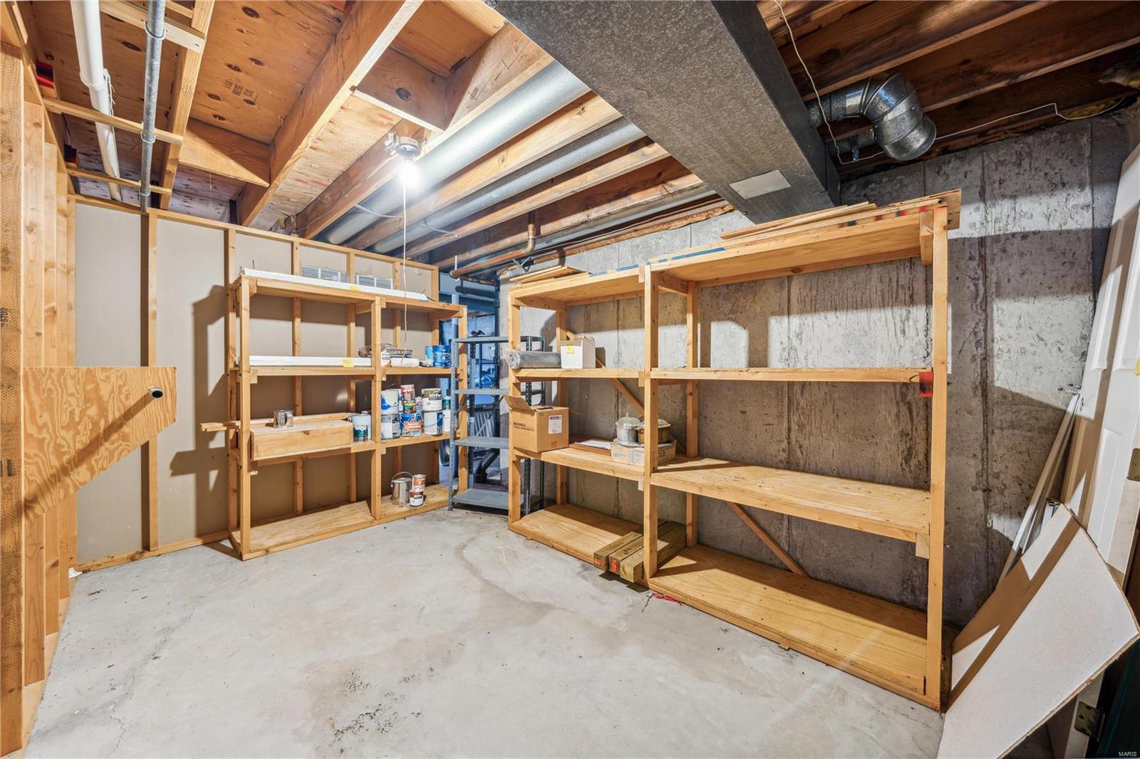 814 Kings Cliff Road