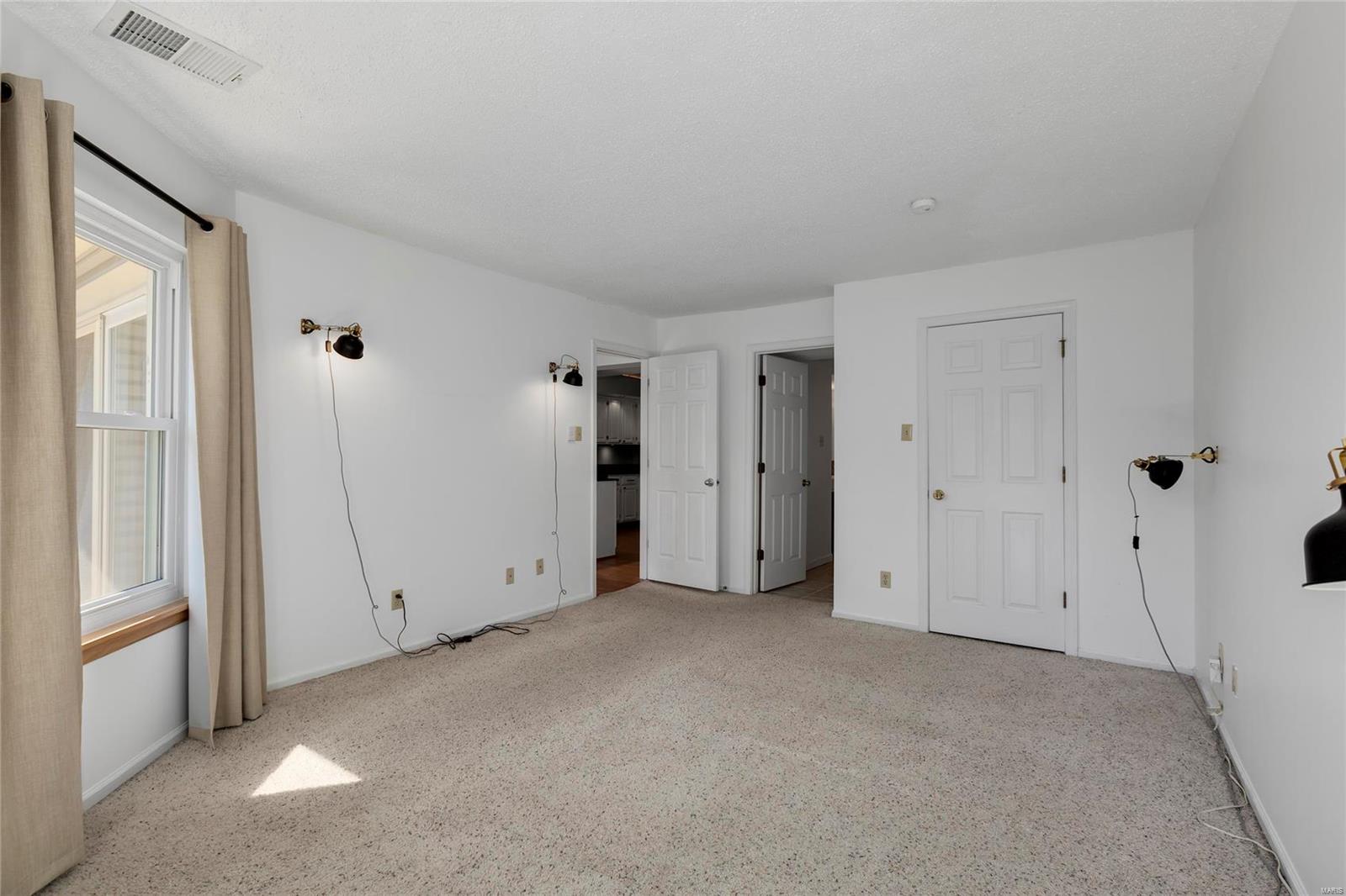 1033 Wilton Royal Drive Unit: 301