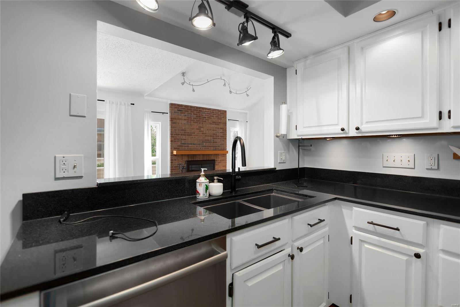 1033 Wilton Royal Drive Unit: 301