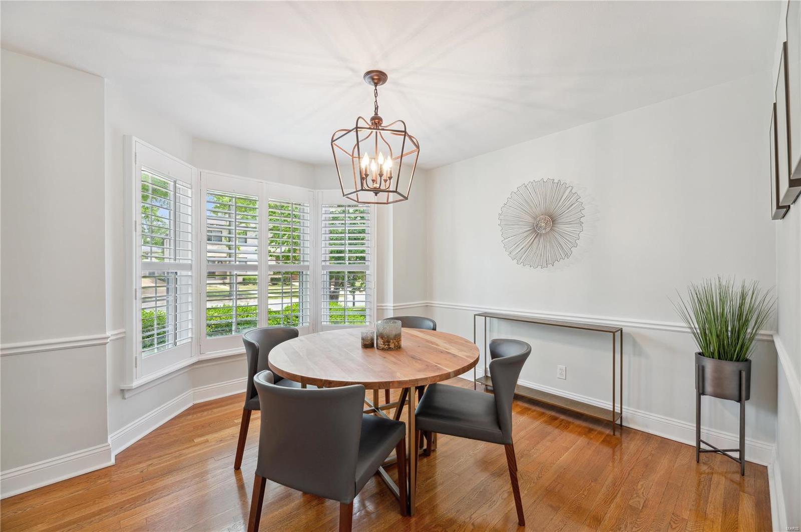 2121 Parkridge Avenue