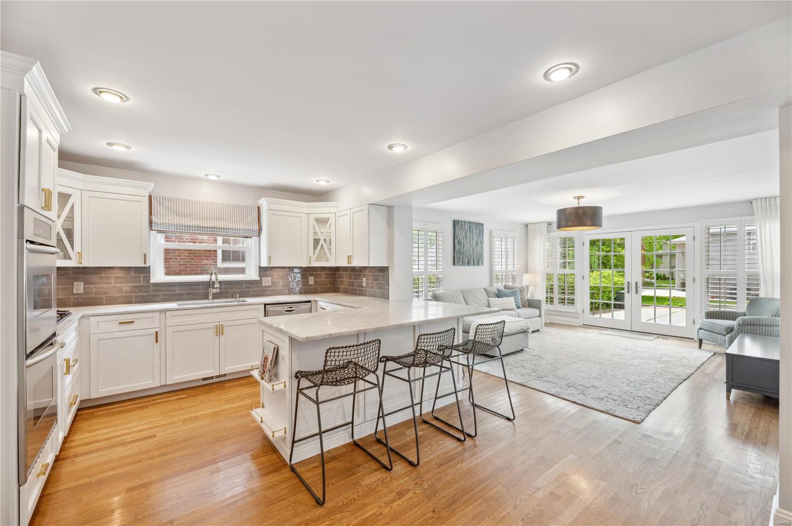 2121 Parkridge Avenue