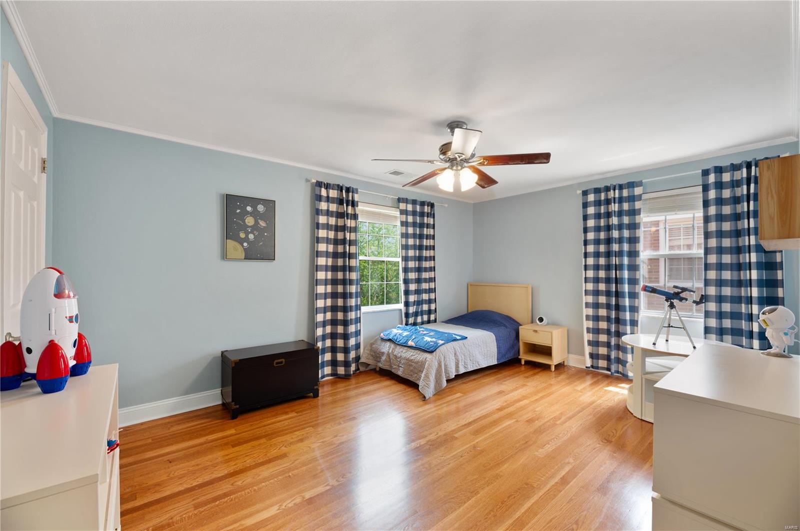 2121 Parkridge Avenue