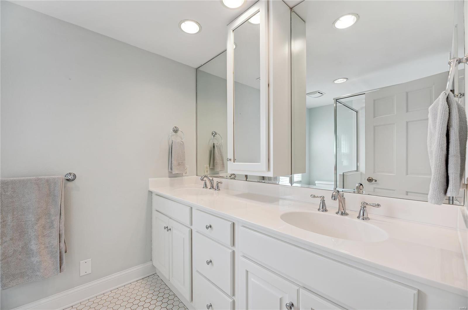 2121 Parkridge Avenue