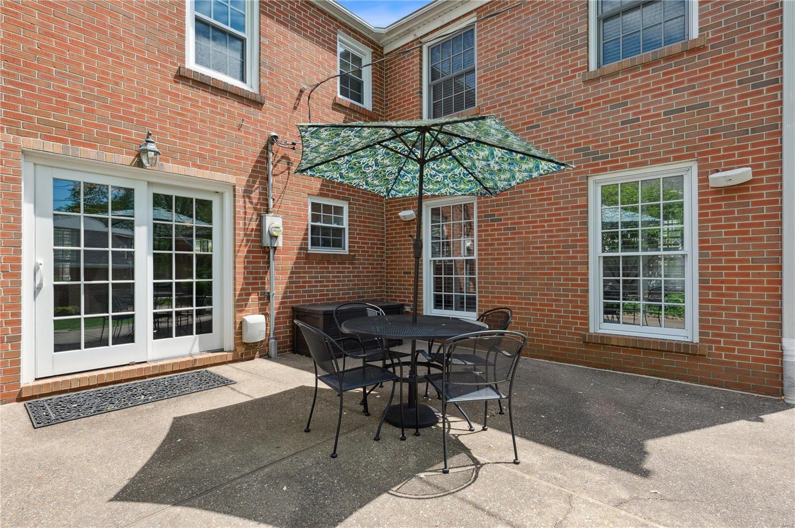 2121 Parkridge Avenue