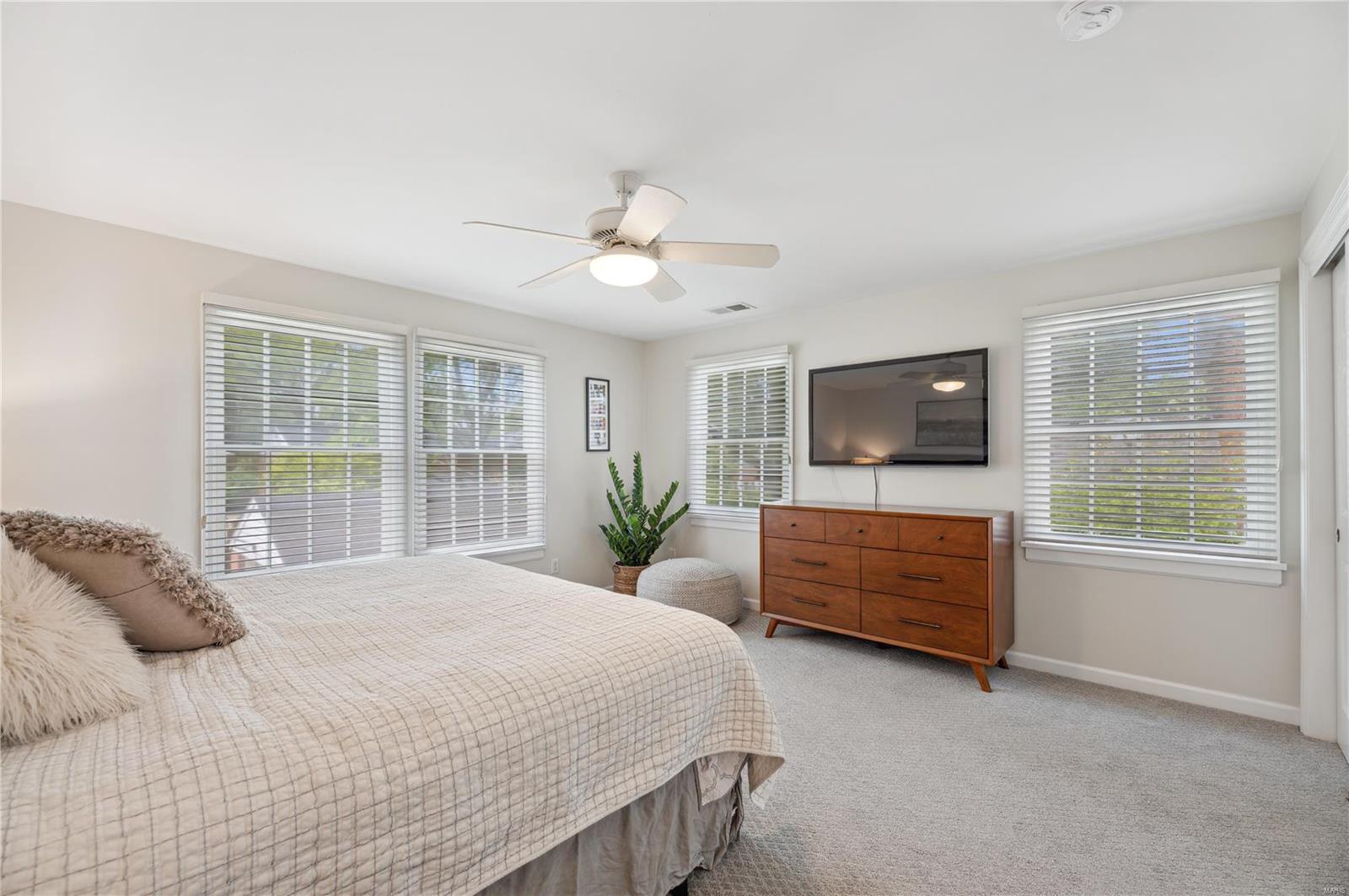 2121 Parkridge Avenue