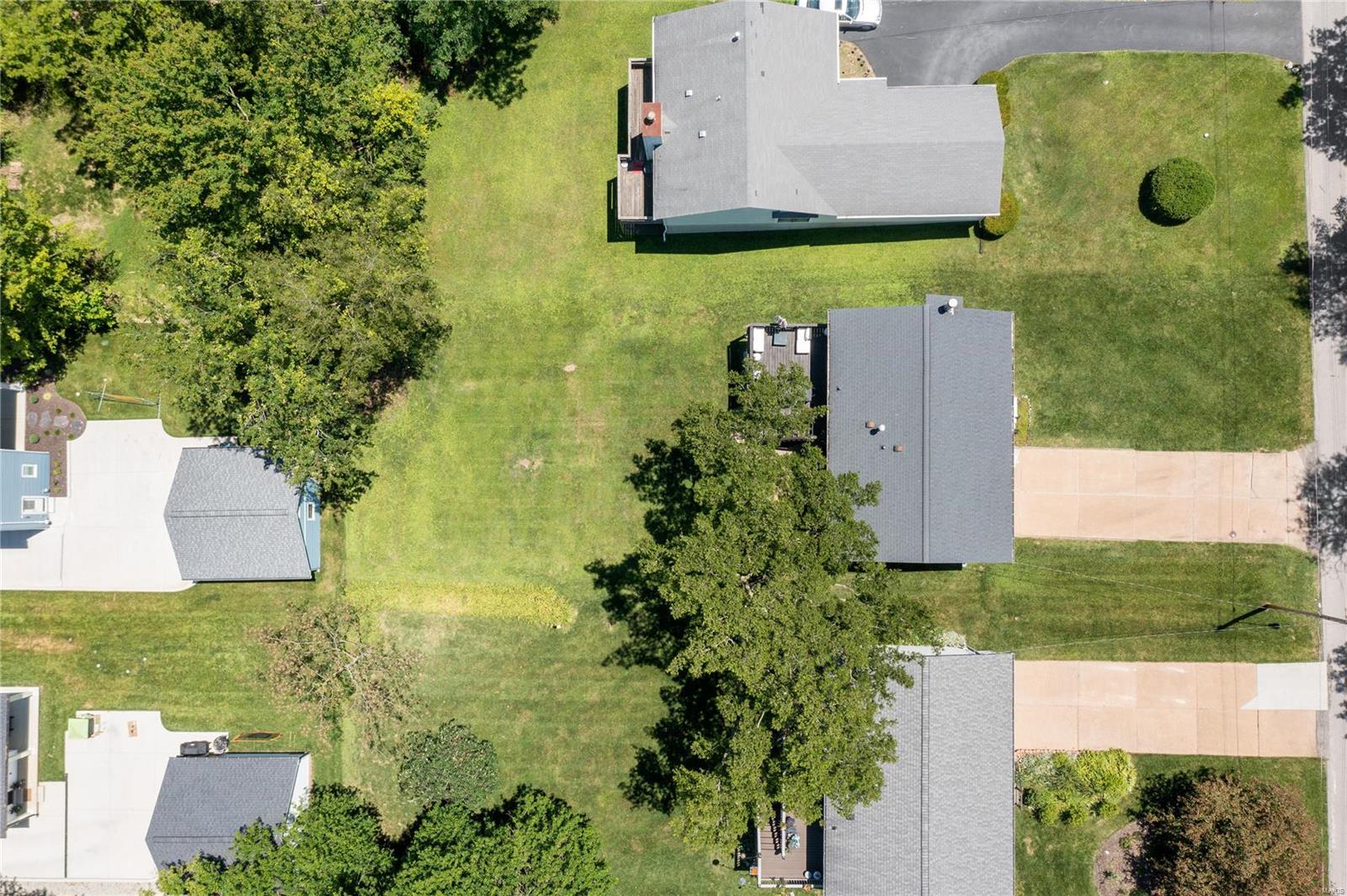 661 E Madison Avenue