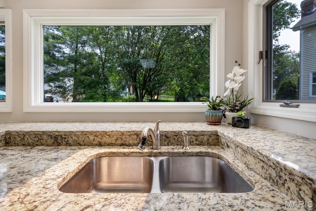 1720 Eldon Ridge Court