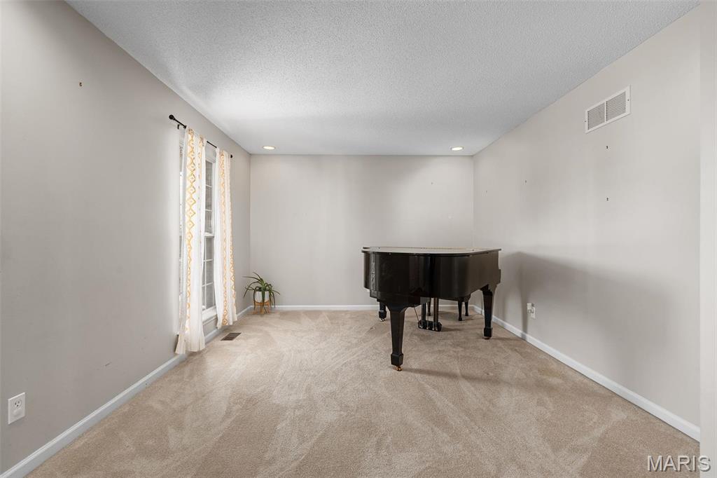 2692 Kettering Court