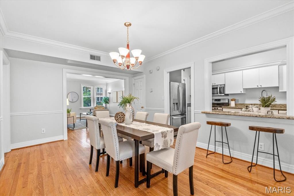 6318 Southwood Avenue Unit: 1W