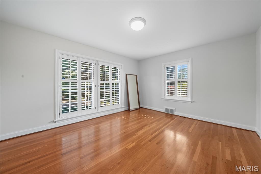 10 Ladue Hills Drive