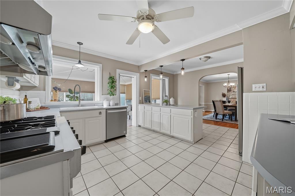 10 Ladue Hills Drive