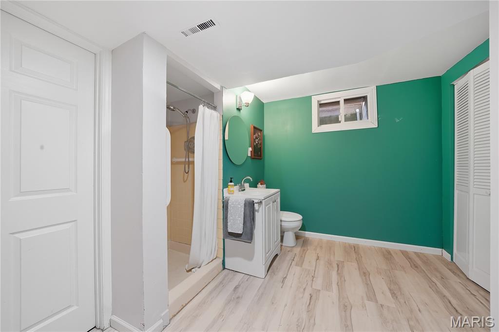 10 Ladue Hills Drive