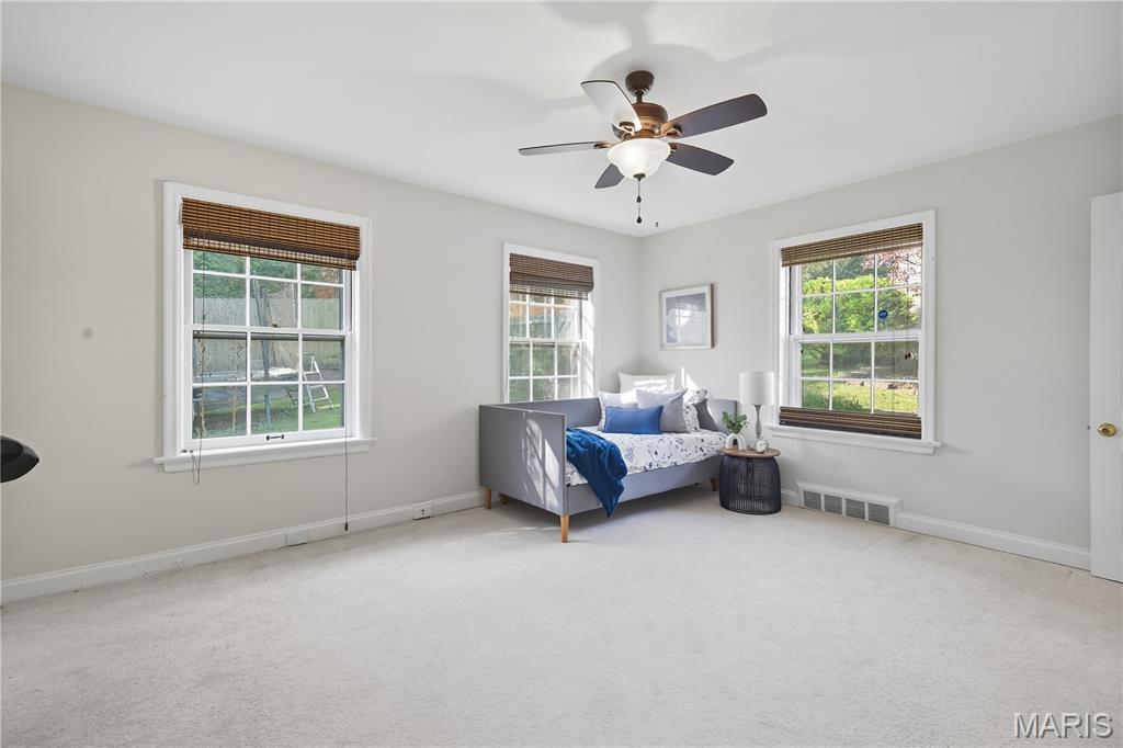 10 Ladue Hills Drive