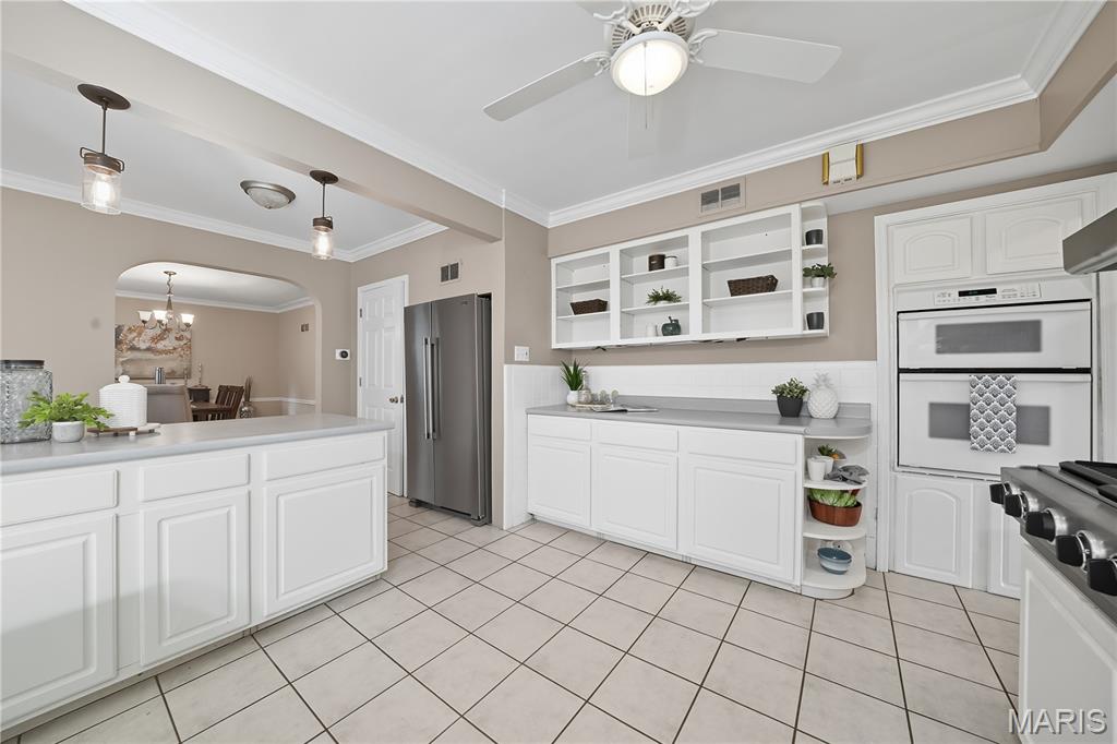 10 Ladue Hills Drive