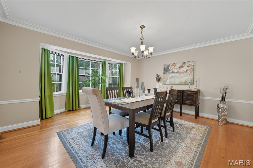 10 Ladue Hills Drive