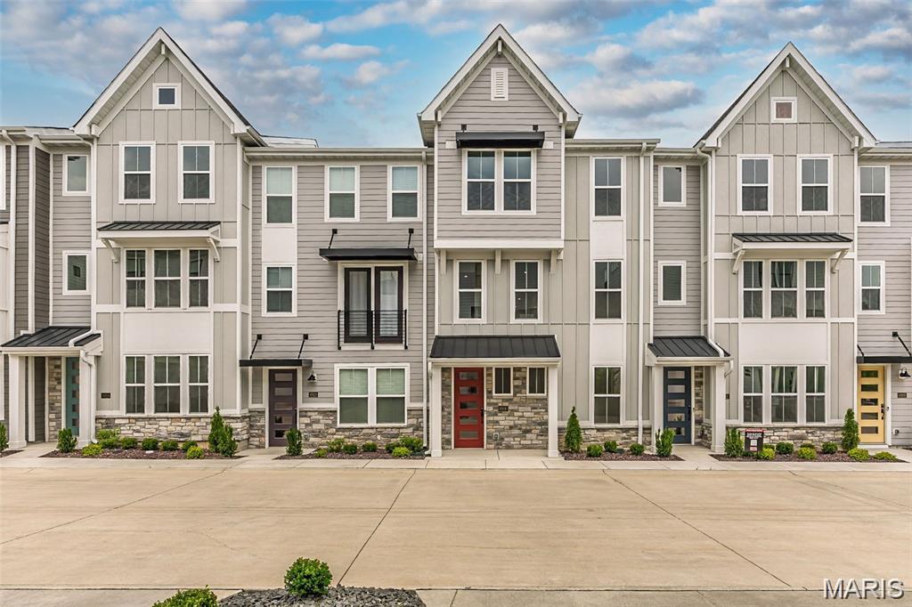 8916 Gateway Circle Unit: 41-805