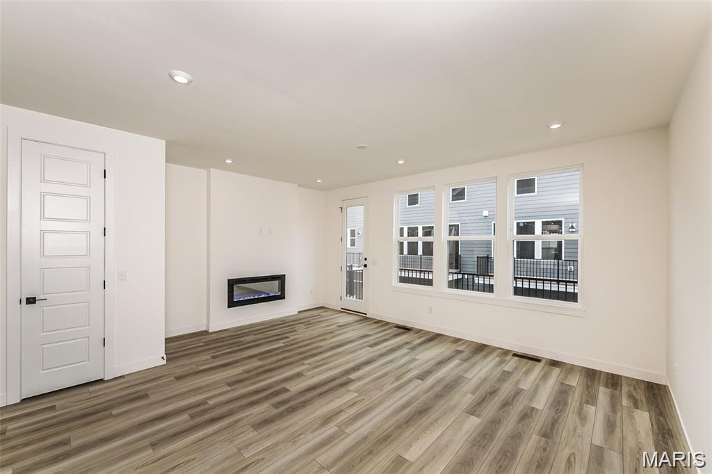8916 Gateway Circle Unit: 41-805