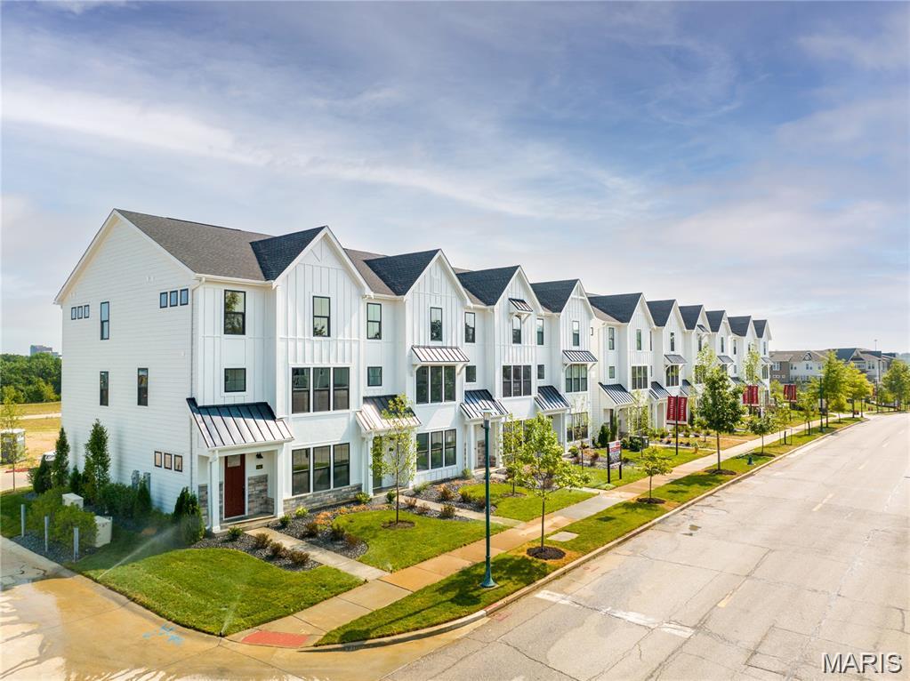 8916 Gateway Circle Unit: 41-805