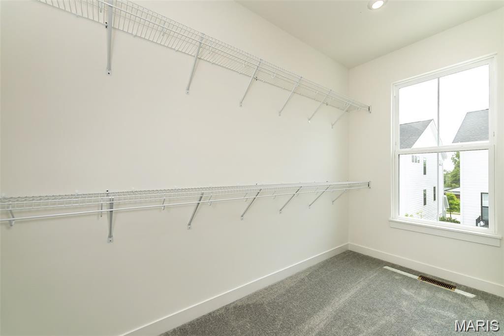 8916 Gateway Circle Unit: 41-805