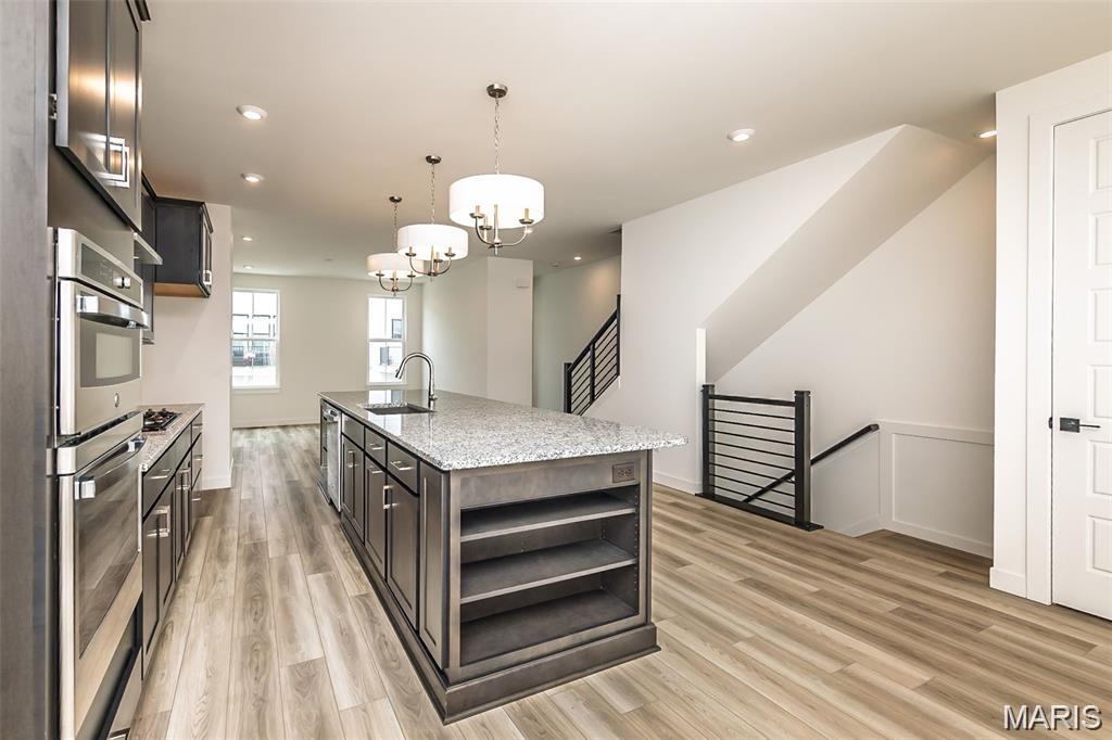 8916 Gateway Circle Unit: 41-805