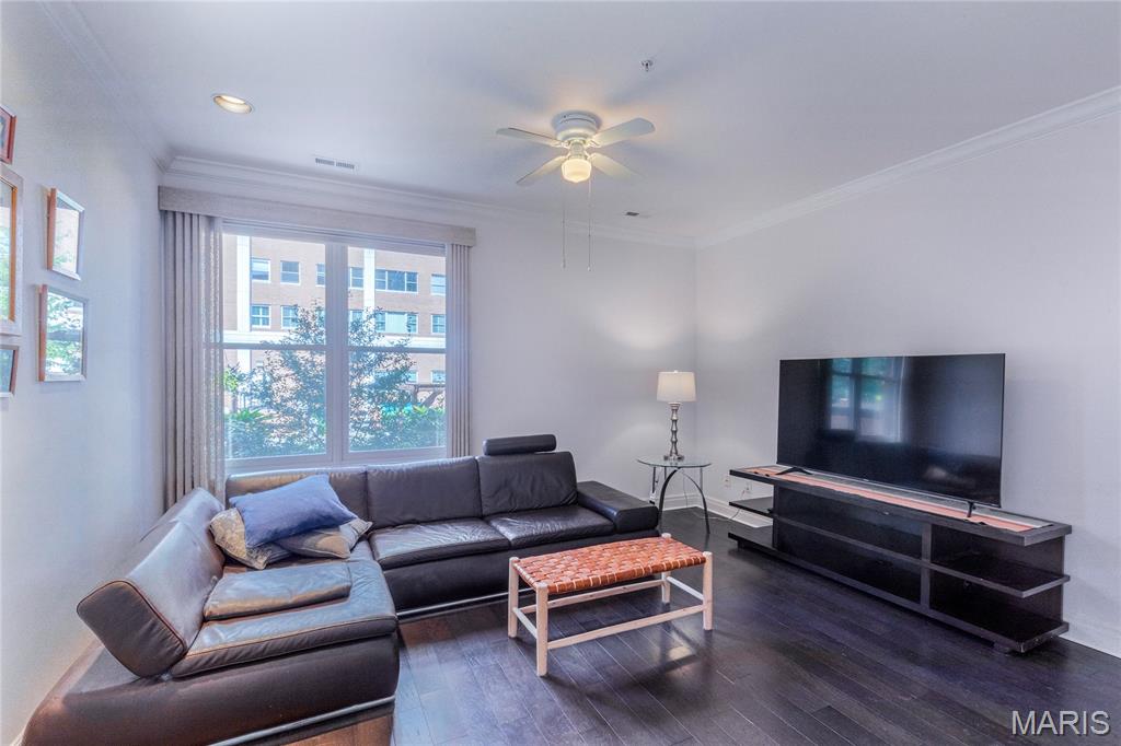 750 S Hanley Road Unit: 120