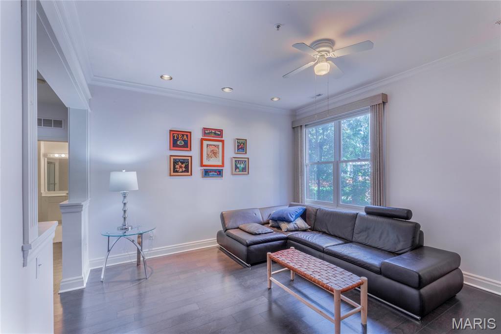 750 S Hanley Road Unit: 120