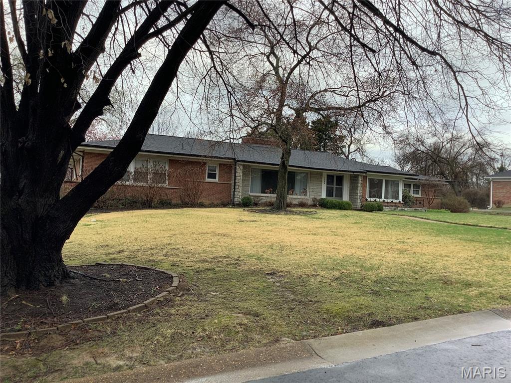 1064 McKnight Orchard Lane