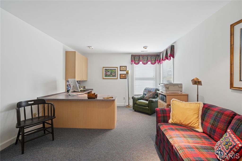 13016 Pembrooke Valley Court