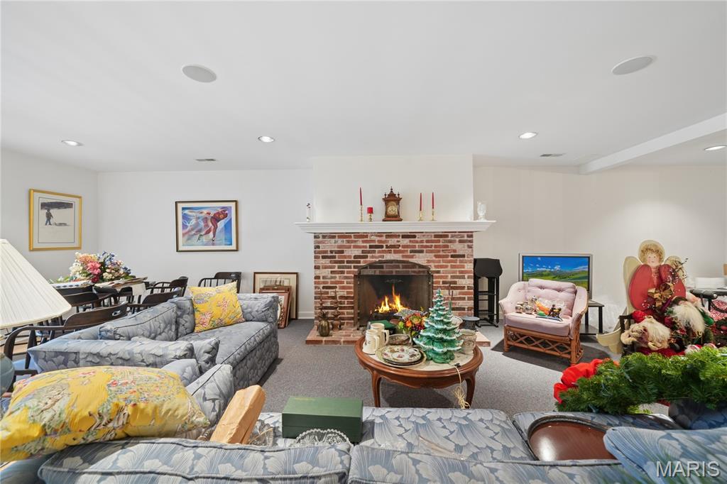 13016 Pembrooke Valley Court